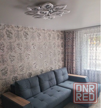 Продам 2-к квартиру в Центральном м-не Макеевка - изображение 1