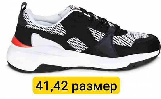 Кроссовки , обувь кожа Макеевка