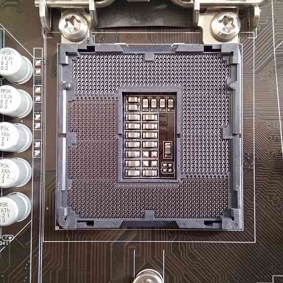 Asus P8Z68-V LX (Intel Z68) Socket 1155 - Возможен обмен на 100шт нерабочей оперативной памяти Донецк