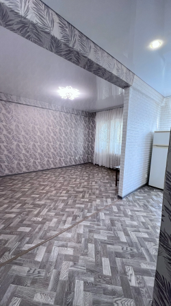Продажа 2-х комнатной. Мирный рынок Макеевка