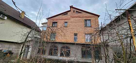 Предлагается к продаже 5 комнатный дом 200 (м2) в Червоногвардейском р-не в г. Макеевка Донецк