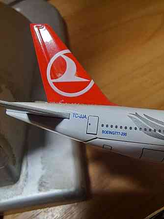 Модель самолета Boeng 777-200 Turkish Airlines. Херсон