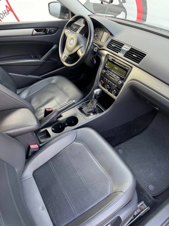 Продам Volkswagen Passat b7 Донецк