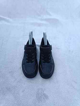 Детские кроссовки 2024 Nike р30 Каменка