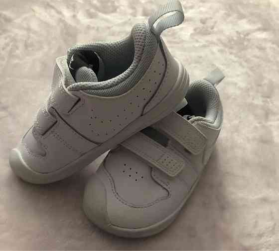 Кроссовки Nike Pico 5 Камышаны