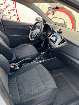 Продам Hyundai Solaris Донецк