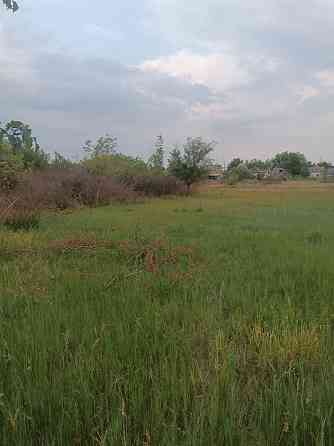 Продам 16 соток приватизированной земли с небольшим домиком в п. Александровка Донецк