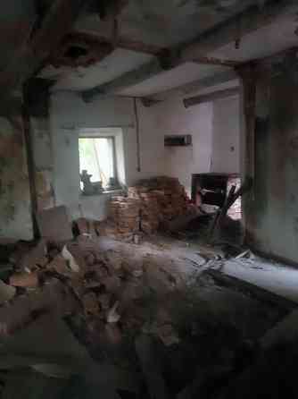 Продам 16 соток приватизированной земли с небольшим домиком в п. Александровка Донецк