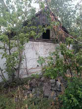 Продам 16 соток приватизированной земли с небольшим домиком в п. Александровка Донецк