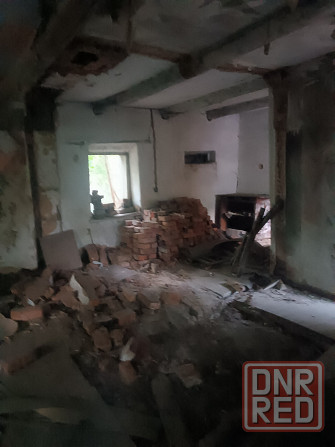 Продам 16 соток приватизированной земли с небольшим домиком в п. Александровка Донецк - изображение 2