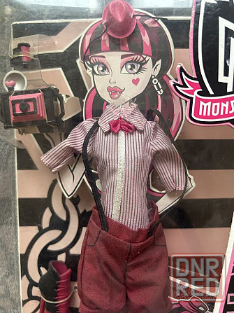 Аутфит Monster high Draculaura Newspaper Club Запорожье - изображение 2