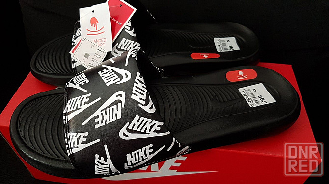 Легкие и мягкие шлепанцы  Nike VICTORI ONE 44,45,46р оригинал. Запорожье - изображение 1