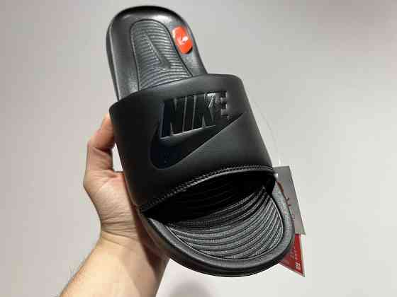 Тапочки Nike Victori One CN9675-003 Запорожье