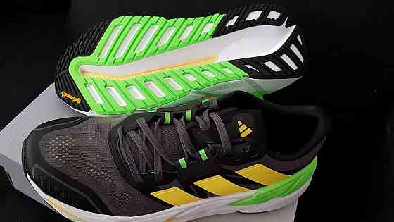 Кроссовки Adidas ADISTAR CS оригинал. Запорожье