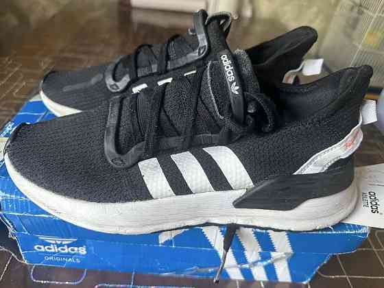 Кроссовки adidas Запорожье