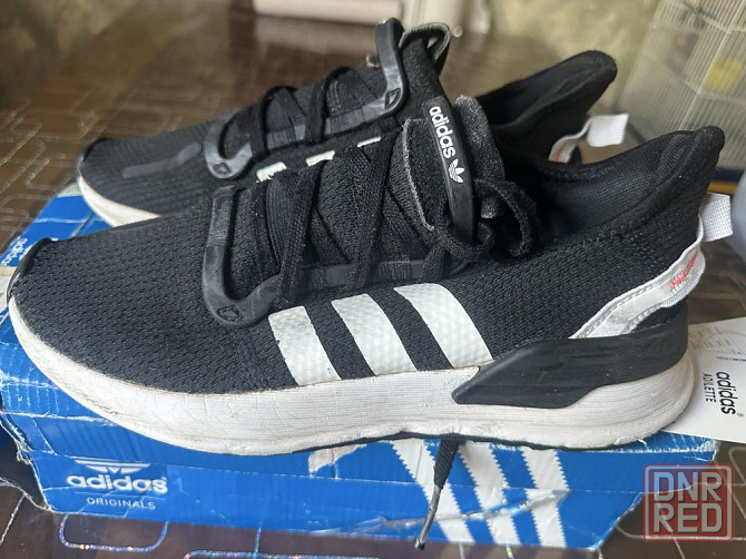 Кроссовки adidas Запорожье - изображение 1