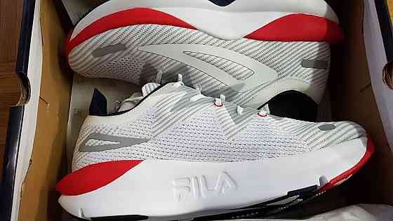 Очень мягкие кроссовки Fila SHOKET RUN 47р стелька 30,5см,оригинал. Запорожье