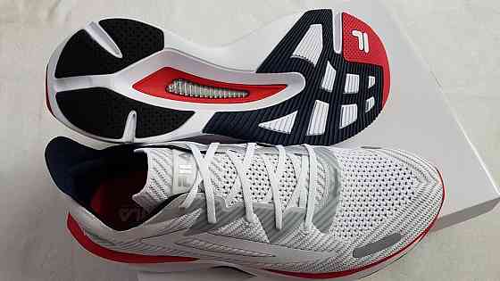 Очень мягкие кроссовки Fila SHOKET RUN 47р стелька 30,5см,оригинал. Запорожье