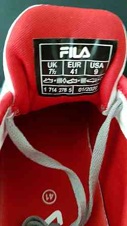 Легкие и мягкие кроссовки Fila 41р,стелька 26см,оригинал. Запорожье
