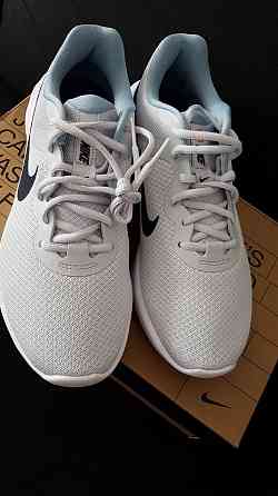 Очень легкие и мягкие кроссовки Nike Revolution 6NN 42р стелька 27см. Запорожье