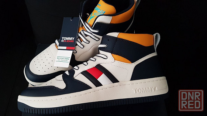Высокие кроссовки из нат.кожи Tommy Hilfiger 42р,оригинал. Запорожье - изображение 1