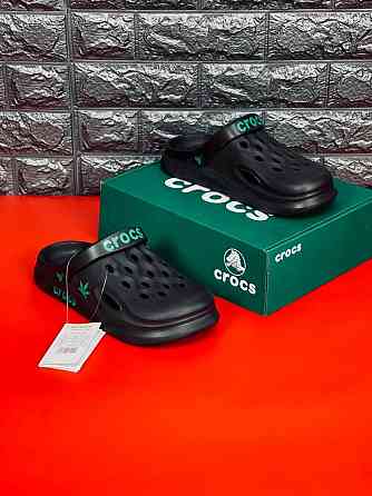 Мужские шлепанцы crocs черные уличные тапочки крокс Запорожье