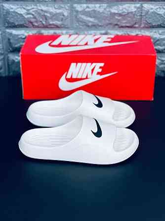 Шлепки Nike shower slide мужские White. Комфорт и стиль Шлепанцы Найк Запорожье