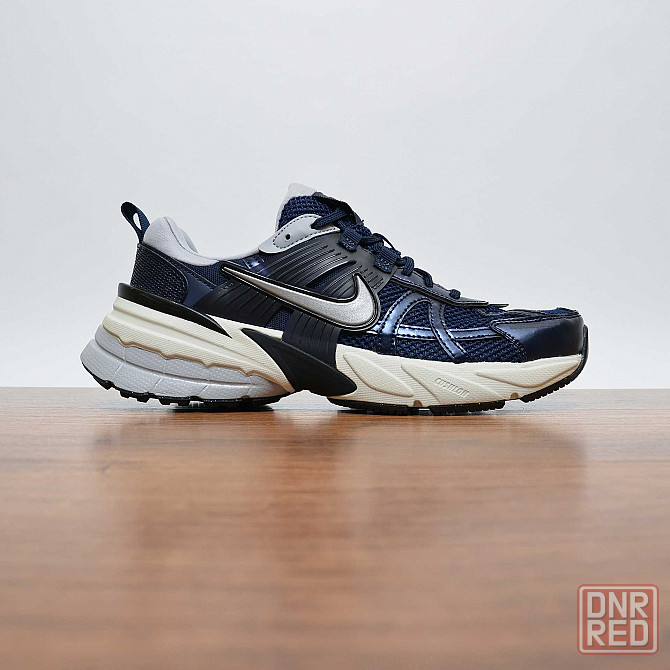 Nike V2K Run Thunder Blue кроссовки оригинал 42.5 / 27см (HJ4497-400) Запорожье - изображение 2