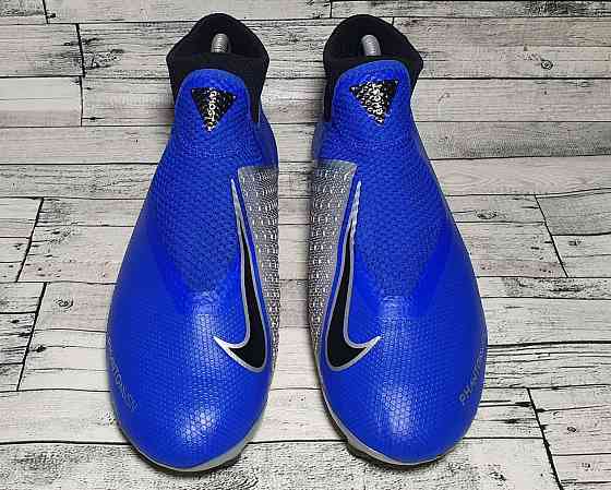 40р. Профессиональные бутсы Nike Phantom Запорожье