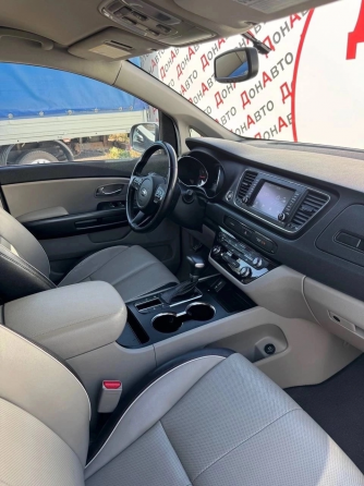 Продам Kia Sedona Донецк