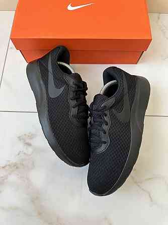 Nike Tanjun DJ6258-001 Запорожье