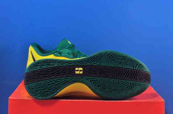 Кросівки Nike Sabrina 1 "The Debut" Тенісні Nike Court React Vapor Запорожье