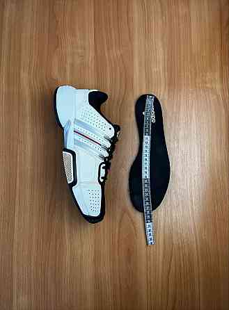 Кроссовки Adidas Adicourt размер 43 оригинал футзалки адидас спортивны Запорожье