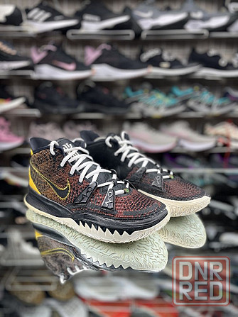 Кроссовки Nike Kyrie 7 Roswell Rayguns Запорожье - изображение 1