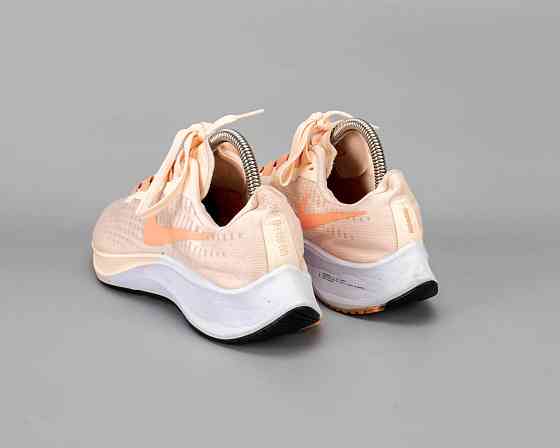 Легкие беговые кроссовки в сетку Nike Air Zoom Pegasus 37.40 размер Запорожье