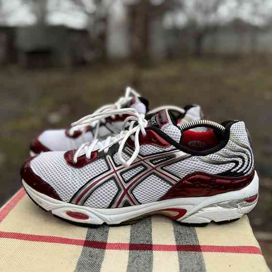 Кроссовки Asics Gel-Cumulus 9 Vintage White/Red, 45 размер, Оригинал Запорожье