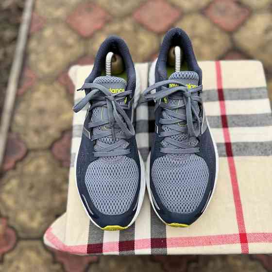 Кроссовки New Balance Fresh Foam Zante V2, 42,5 размер, Оригинал Запорожье