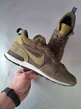 Кроссовки Nike Internationalist Mid Militia Green
ОРИГИНАЛ 
Отлично по Запорожье
