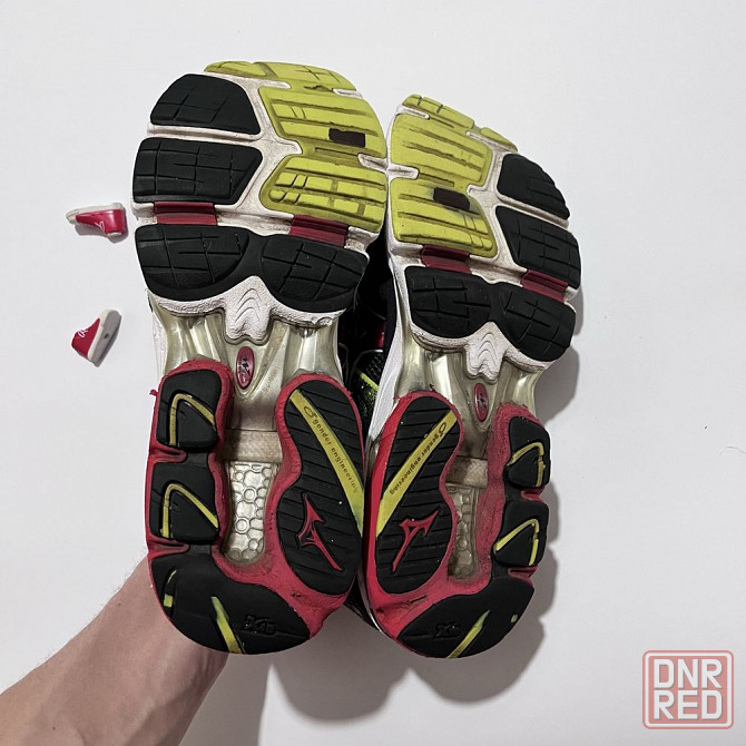 Mizuno Enigma 44р кроссовки беговые Запорожье - изображение 3