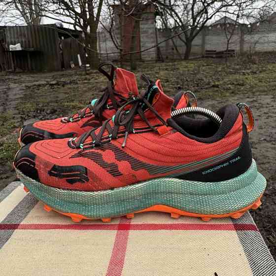 Кроссовки Saucony Endorphin Trail Red, 44-44,5 размер, Оригинал Запорожье