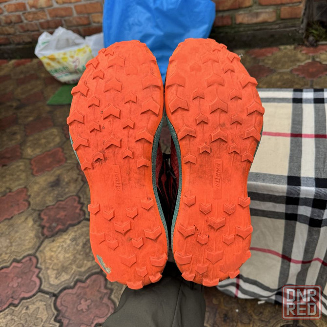 Кроссовки Saucony Endorphin Trail Red, 44-44,5 размер, Оригинал Запорожье - изображение 7