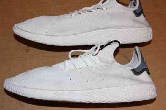 Кроссовки"adidas PHARRELL WILLIAMS"размер 45-29,5см. Запорожье