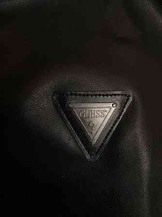 Мужская черная перфорированная куртка Guess Запорожье