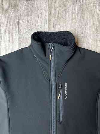Ветровка Quechua размер М оригинал softshell треккинг спортивная чёрна Запорожье
