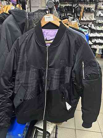 Бомбер Nike Tottenham NSW Reversible оригінал FB2136-010 Запорожье