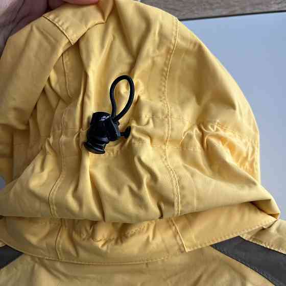 Женская ветровка Jack Wolfskin размер М Запорожье