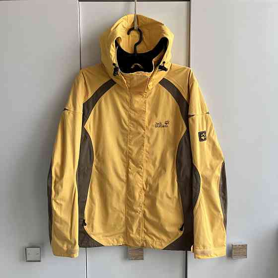 Женская ветровка Jack Wolfskin размер М Запорожье