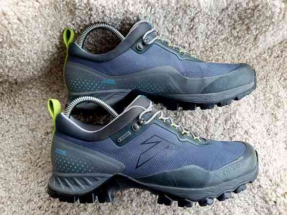 SALOMON, TECNICA Plasma р 39-40 Оригинал! Трекинговые кроссовки Запорожье