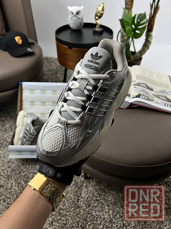 Женские кроссовки адидас Adidas Originals Ozmillen Silver White 36-41 Запорожье - изображение 2