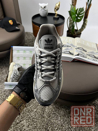 Женские кроссовки адидас Adidas Originals Ozmillen Silver White 36-41 Запорожье - изображение 4